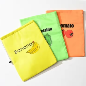 Insulated bag for keeping fresh: reusable storage organizer for bananas, lettuce and vegetables (drawstring closure)